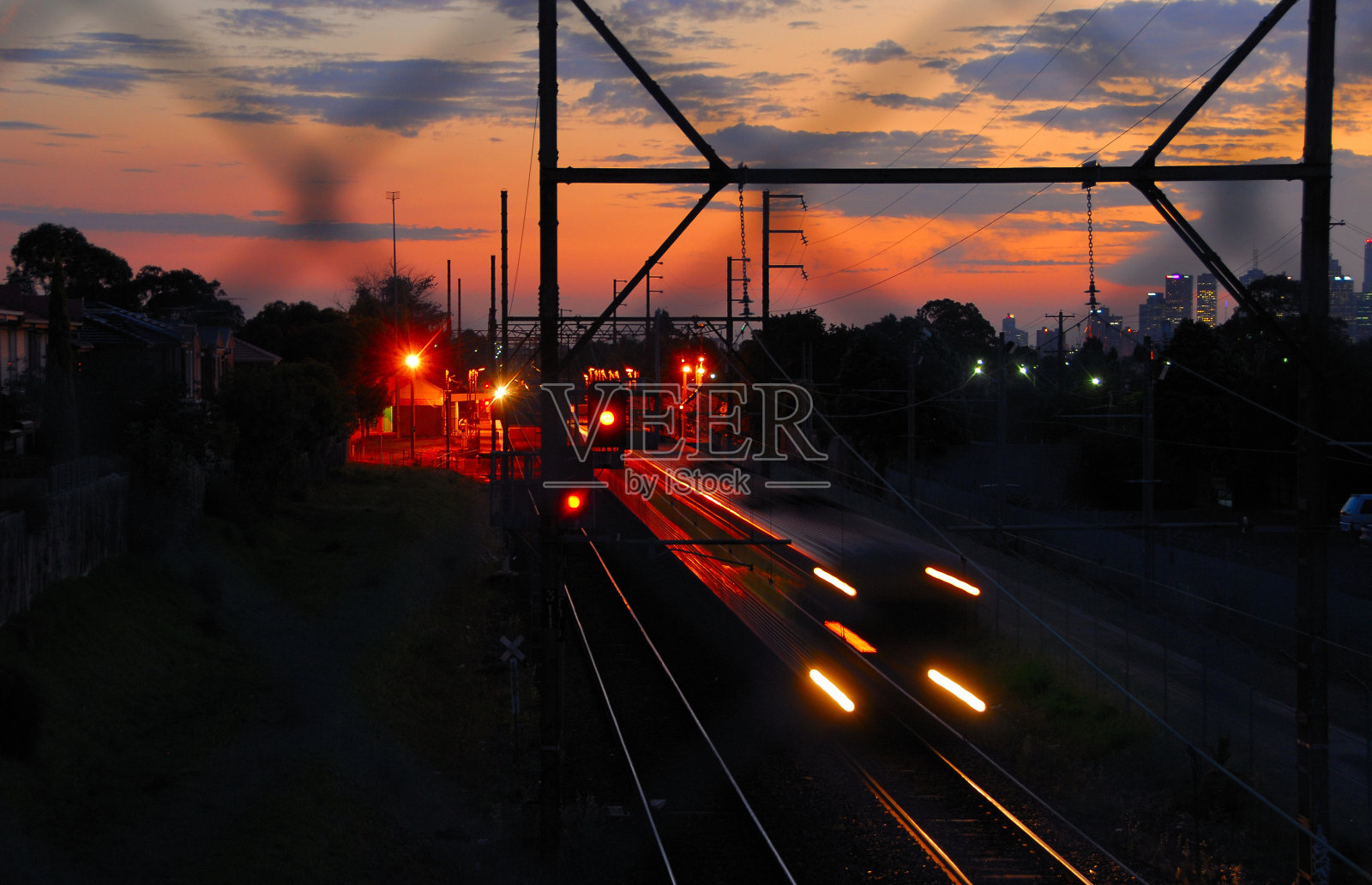 墨尔本通勤列车照片摄影图片