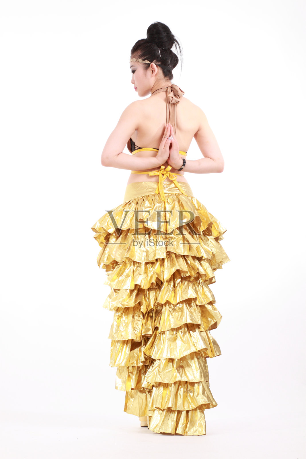 女人在各种有趣的瑜伽姿势。照片摄影图片