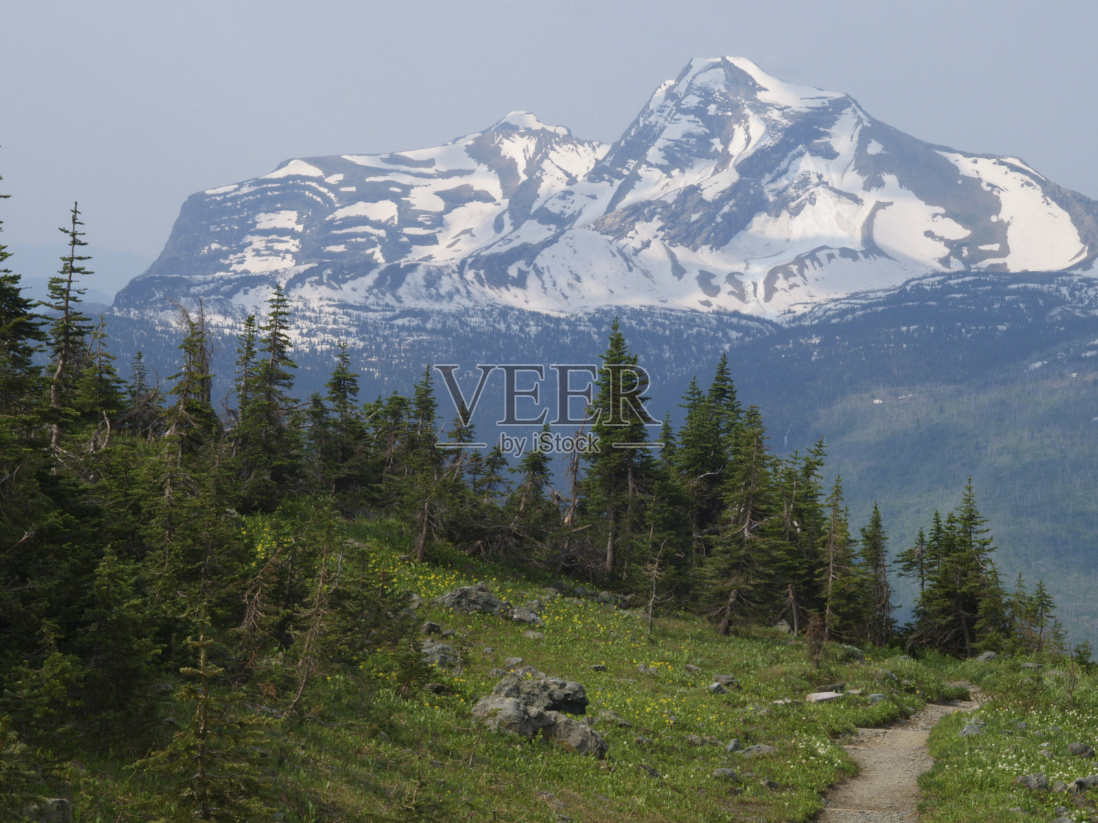 通往天堂之巅的小径照片摄影图片