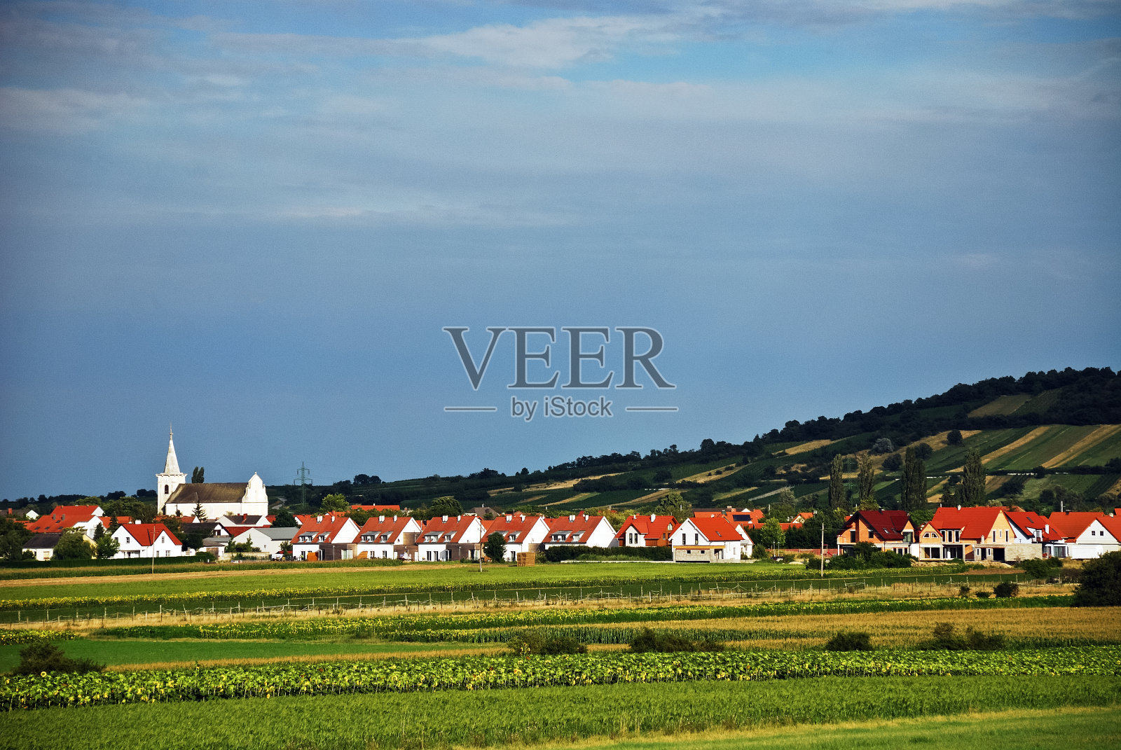 奥地利Burgenland的一个小村庄照片摄影图片