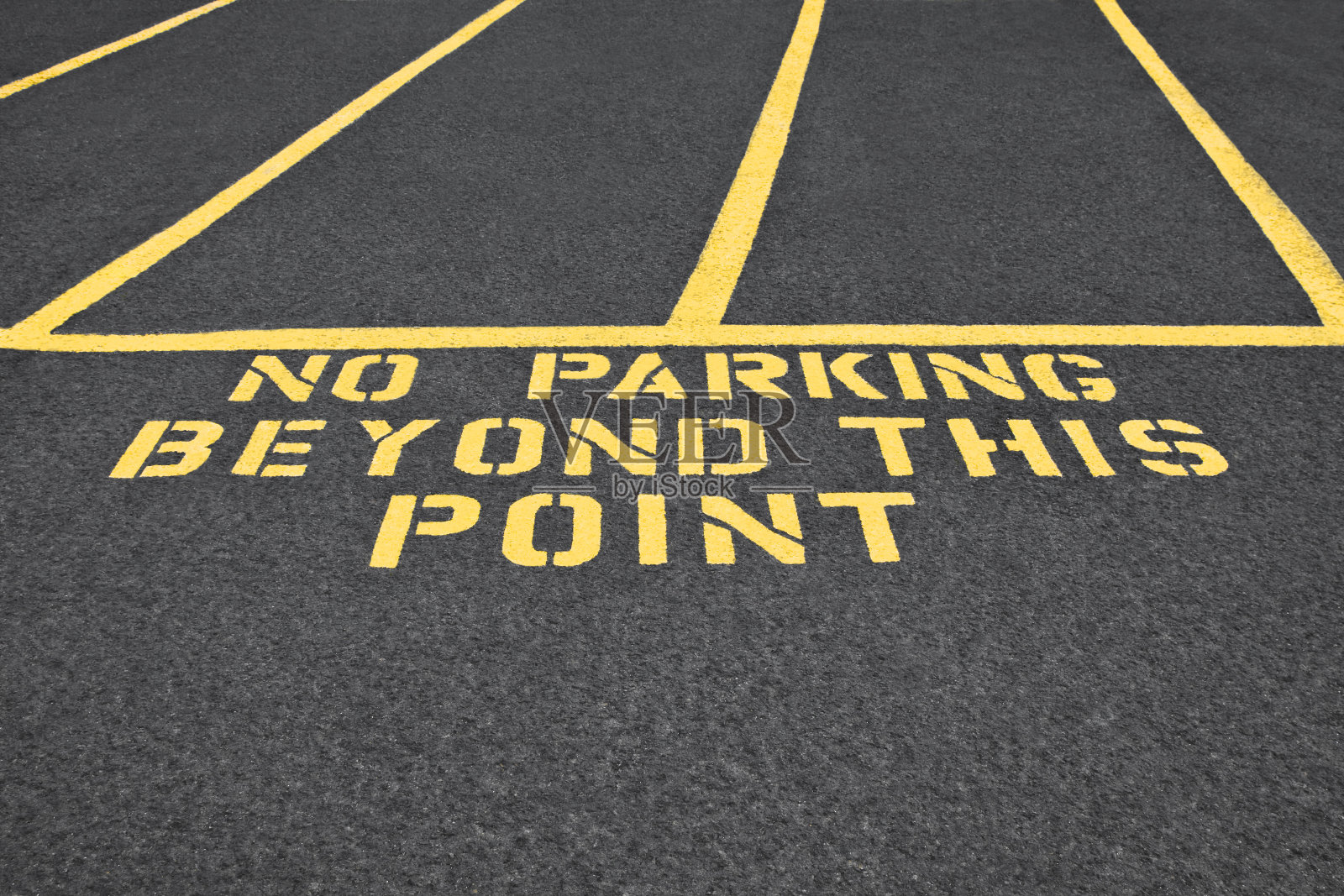 过此点禁止停车照片摄影图片