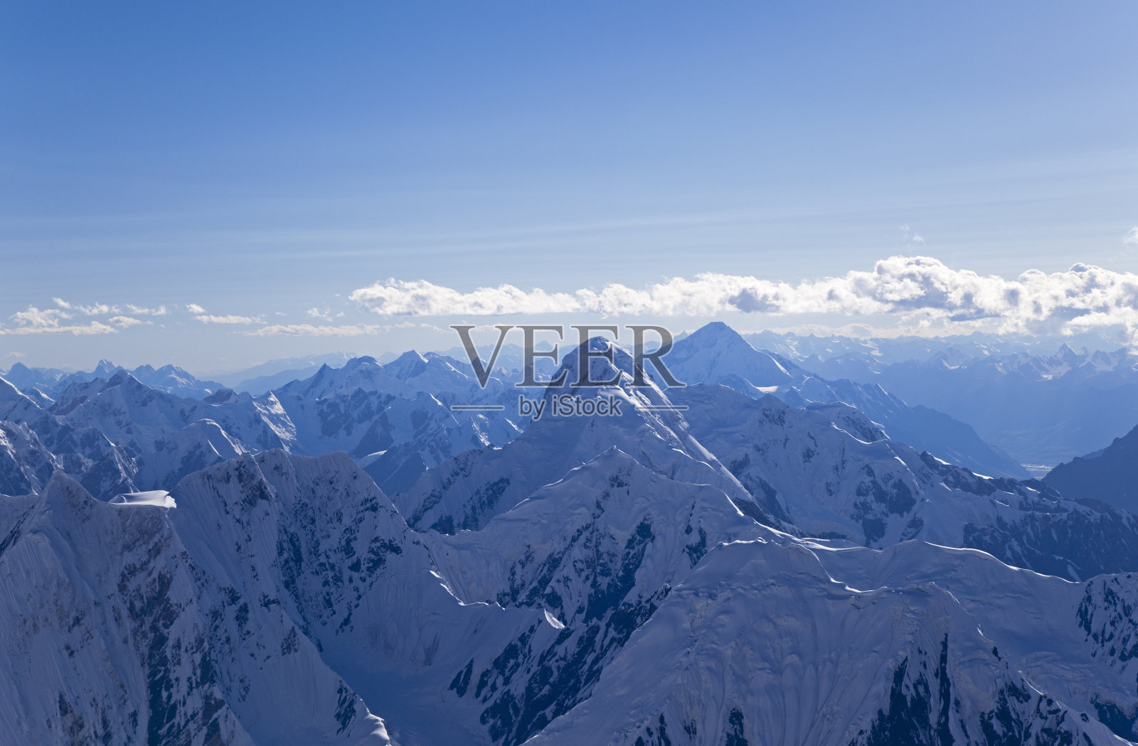 中环天山全景照片摄影图片