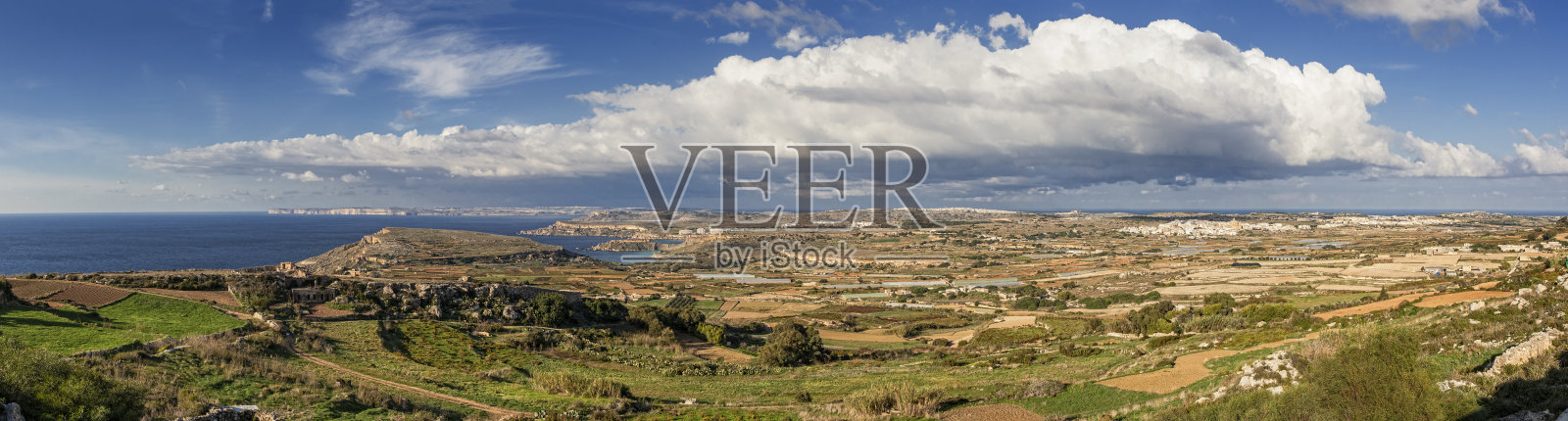 云在马耳他照片摄影图片