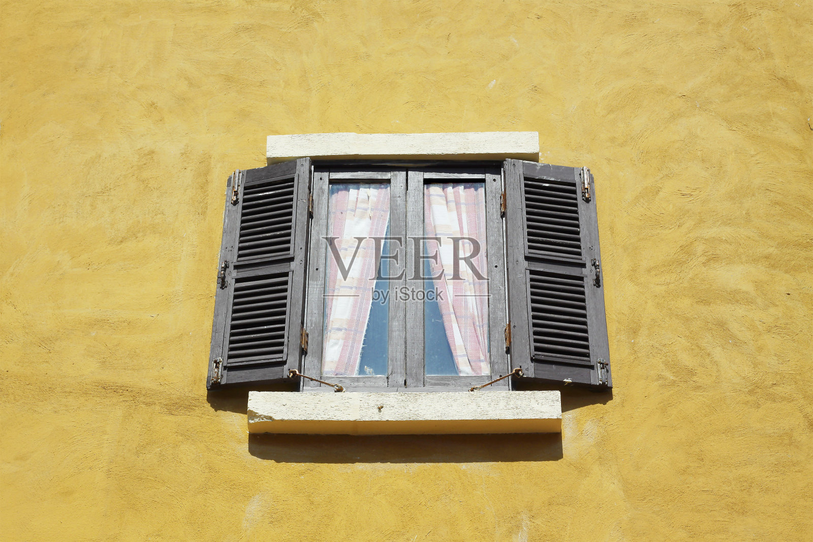 老木窗口照片摄影图片