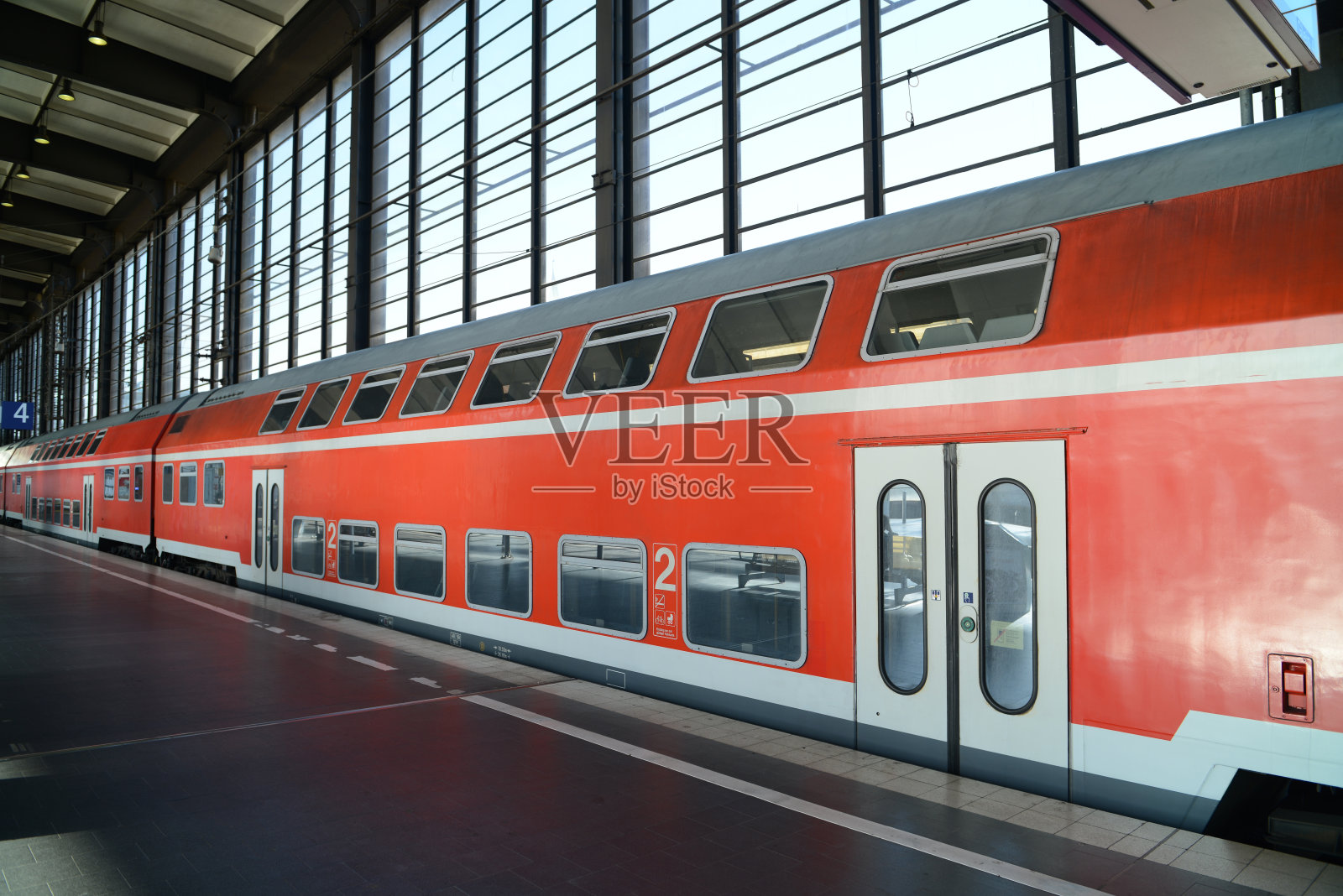 双层火车照片摄影图片