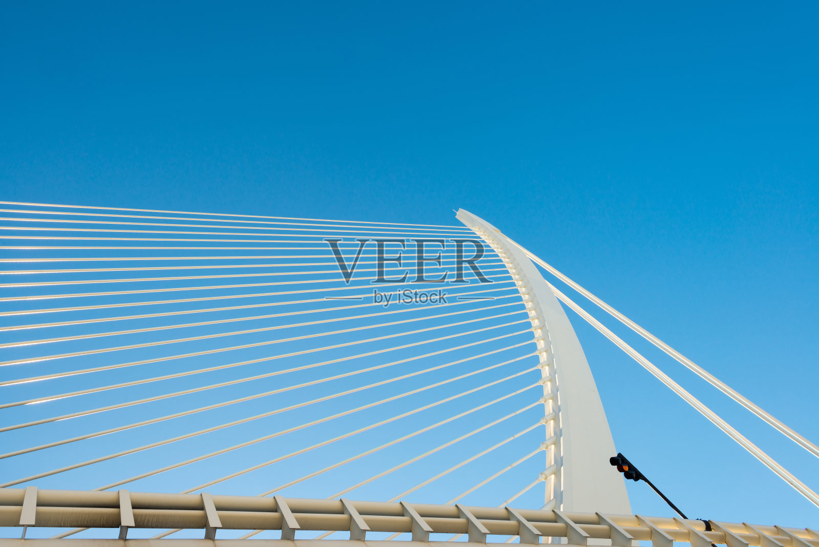 巴伦西亚的吊桥照片摄影图片