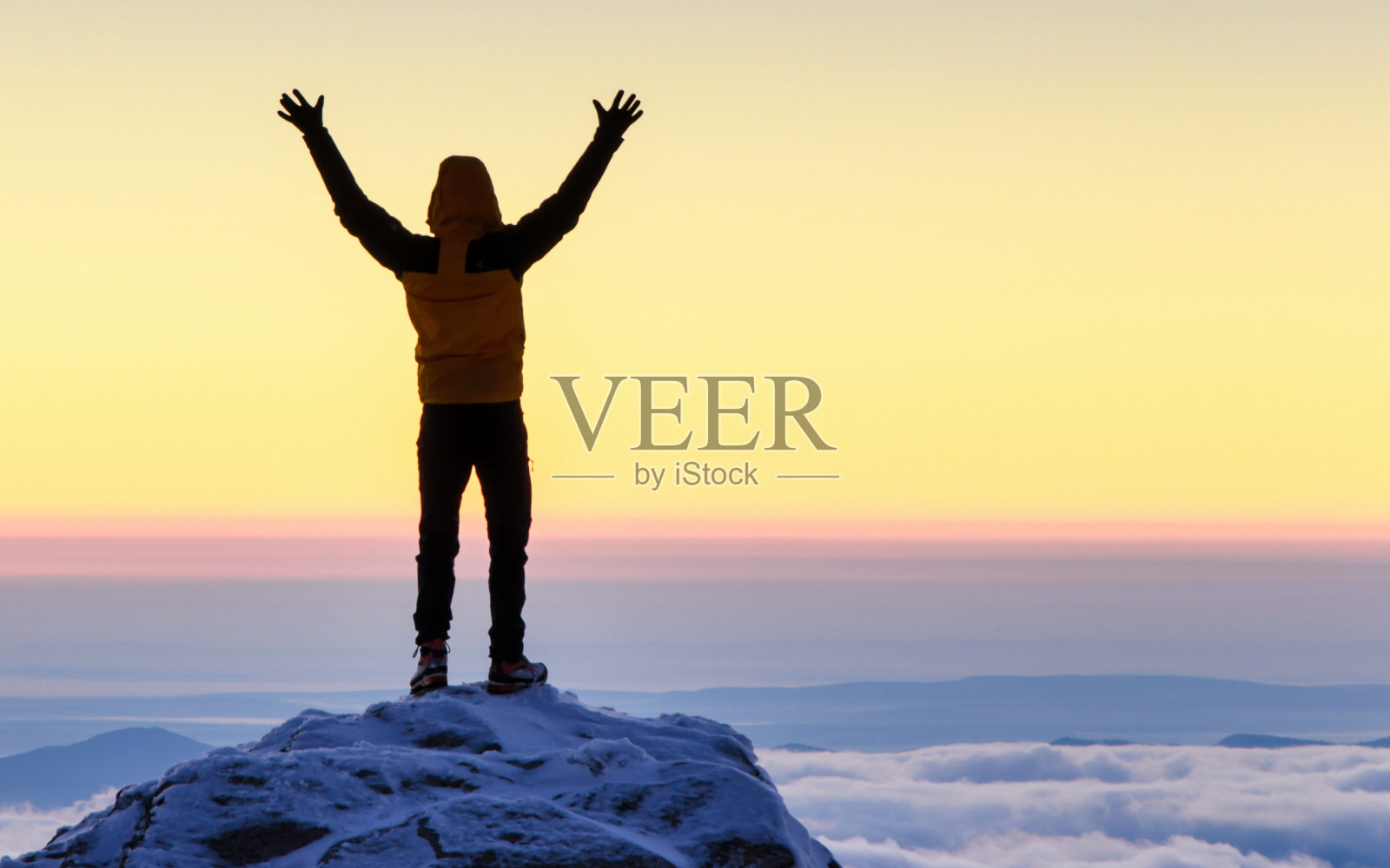 成功在日出照片摄影图片