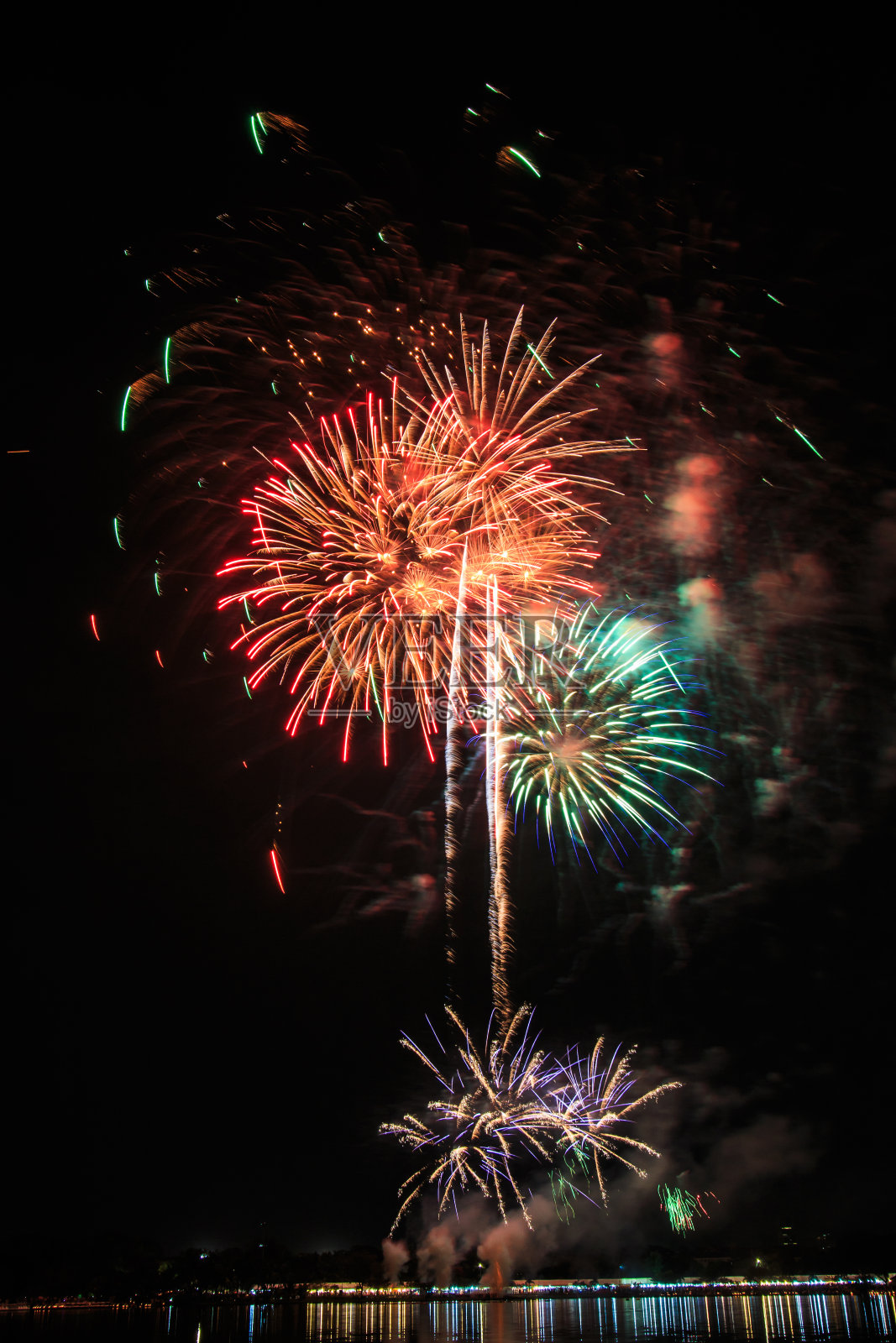 美丽的烟花庆祝照片摄影图片