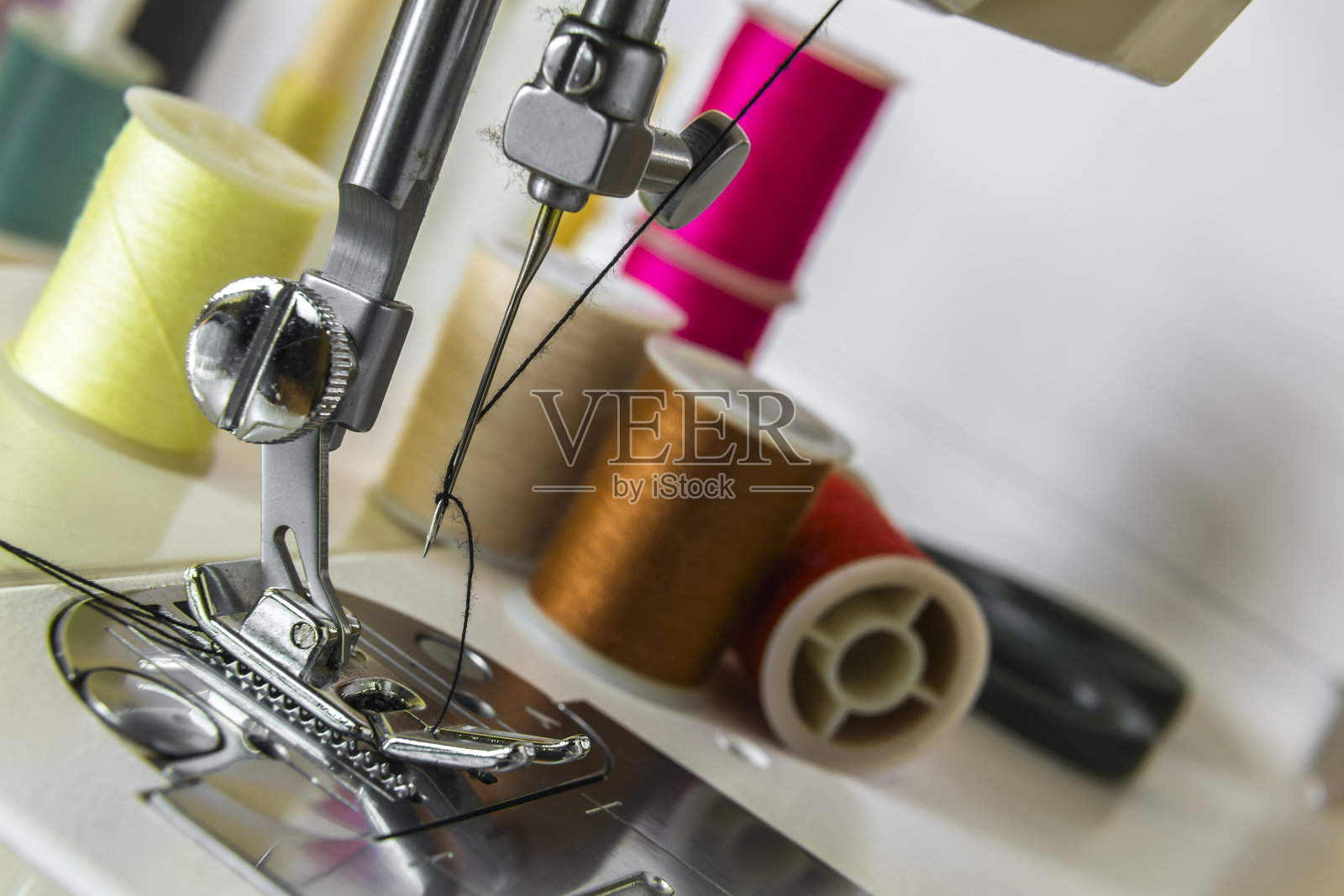 彩色线脚缝纫机照片摄影图片