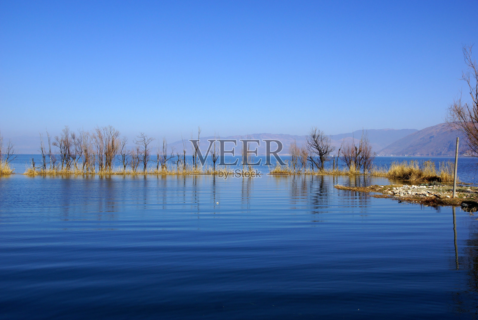 云南大理洱海照片摄影图片