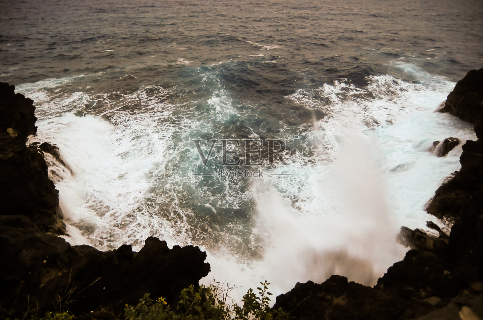 强大的波照片摄影图片