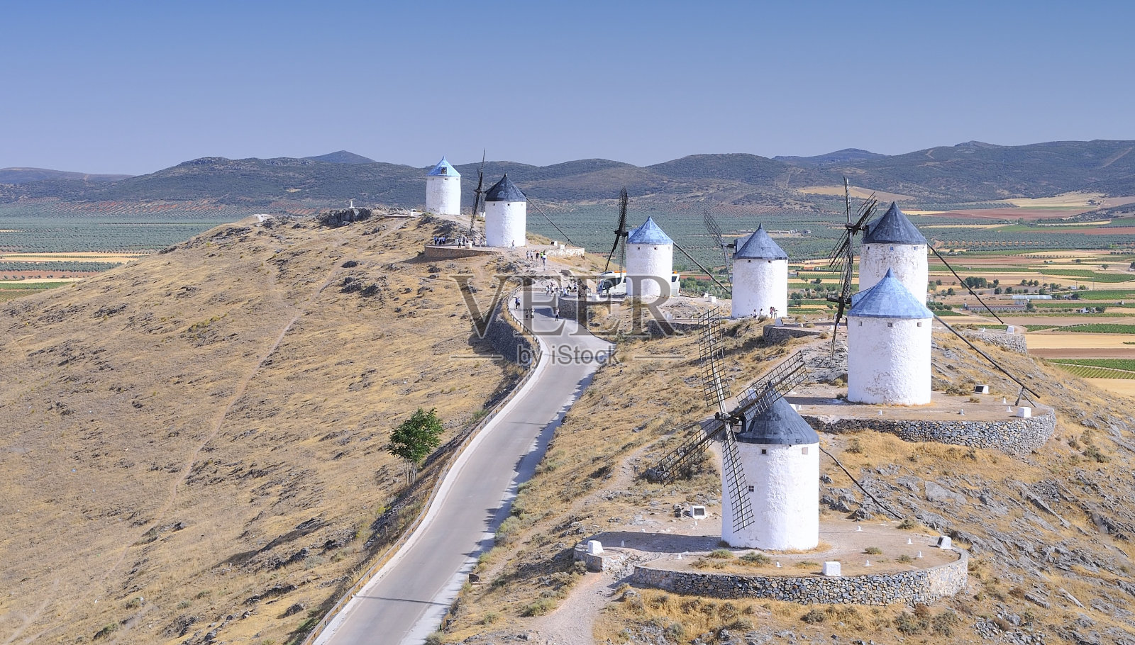 西班牙孔苏埃格拉的风车。照片摄影图片