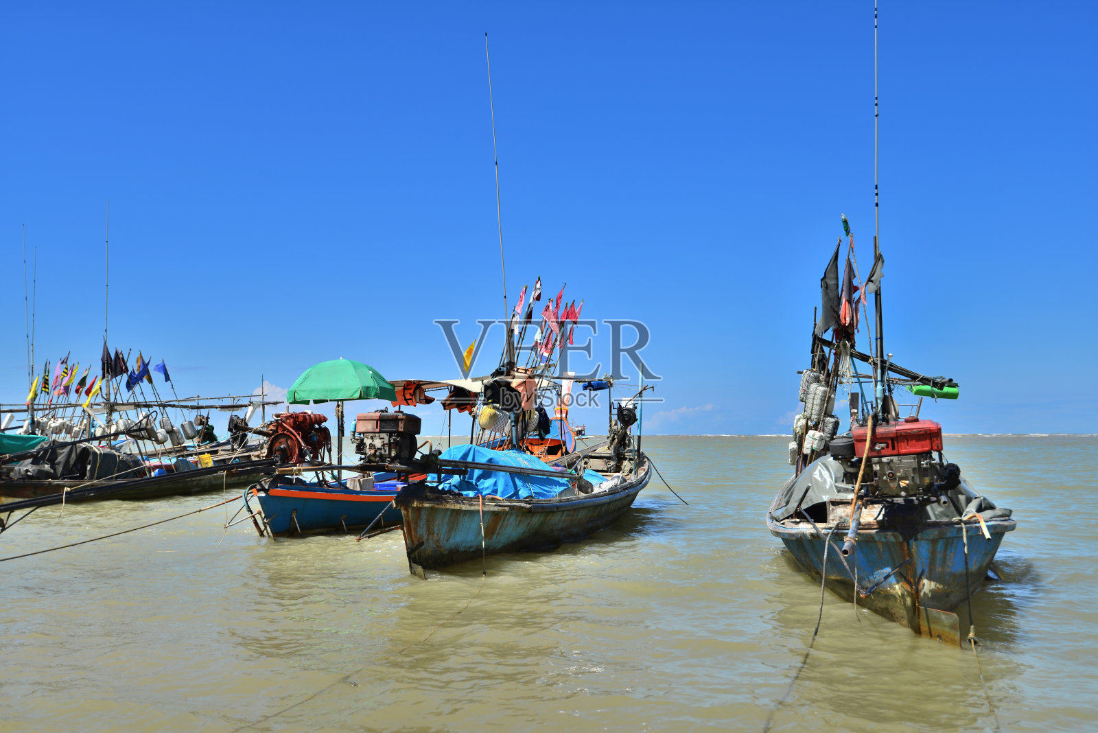 渔船照片摄影图片