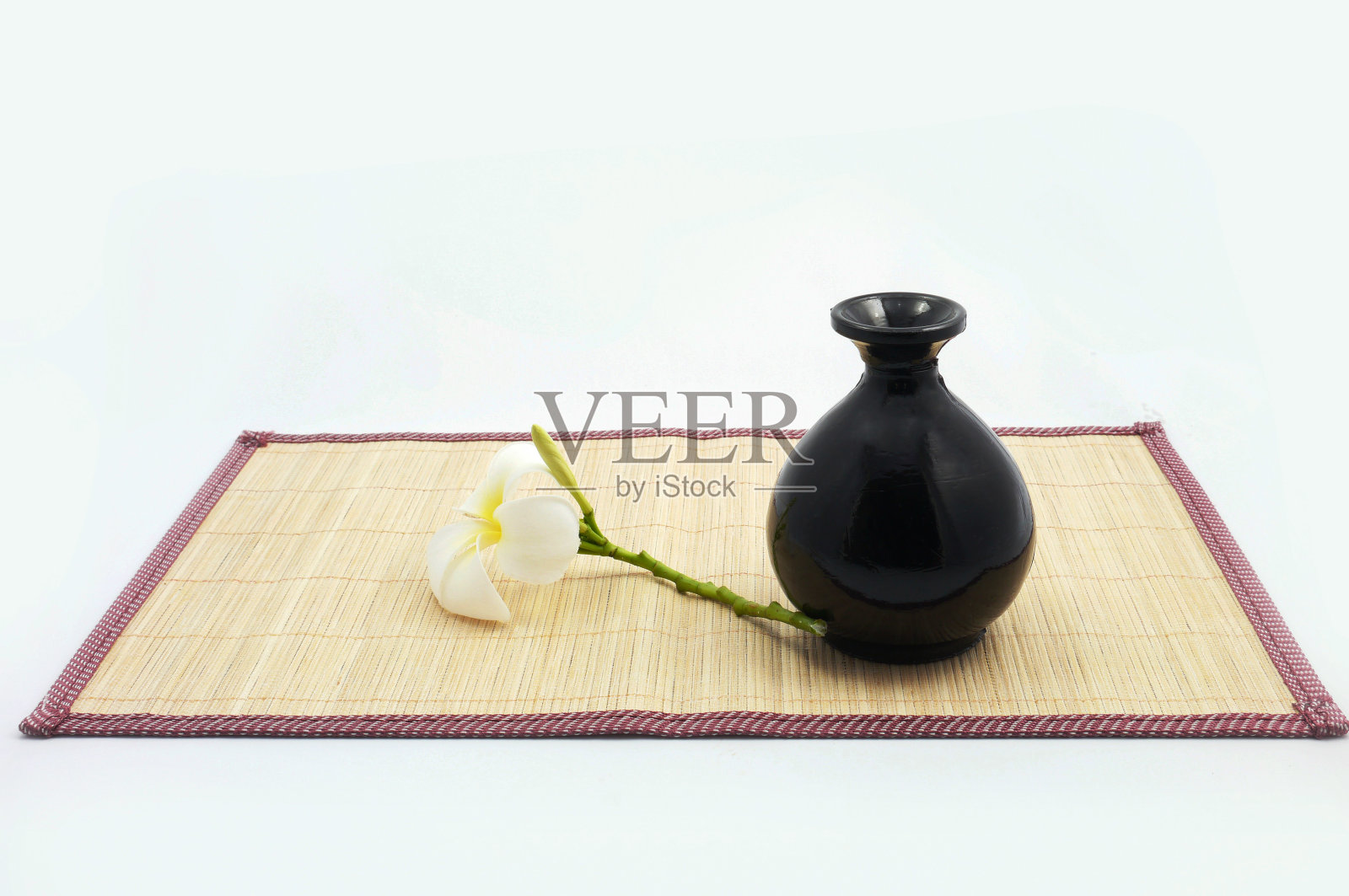 挂竹花篮。照片摄影图片