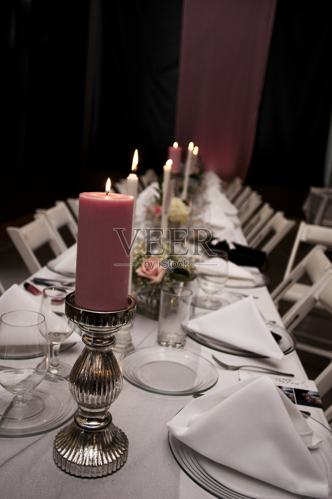 粉色婚礼蜡烛照片摄影图片