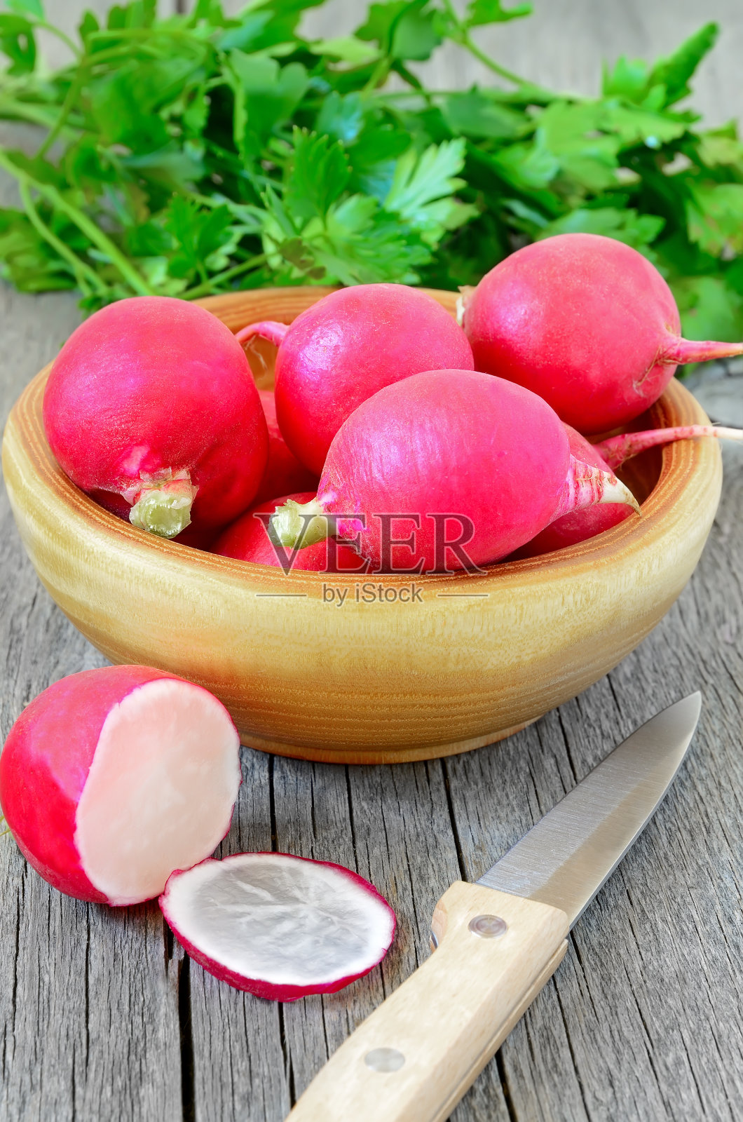 木碗里的萝卜照片摄影图片