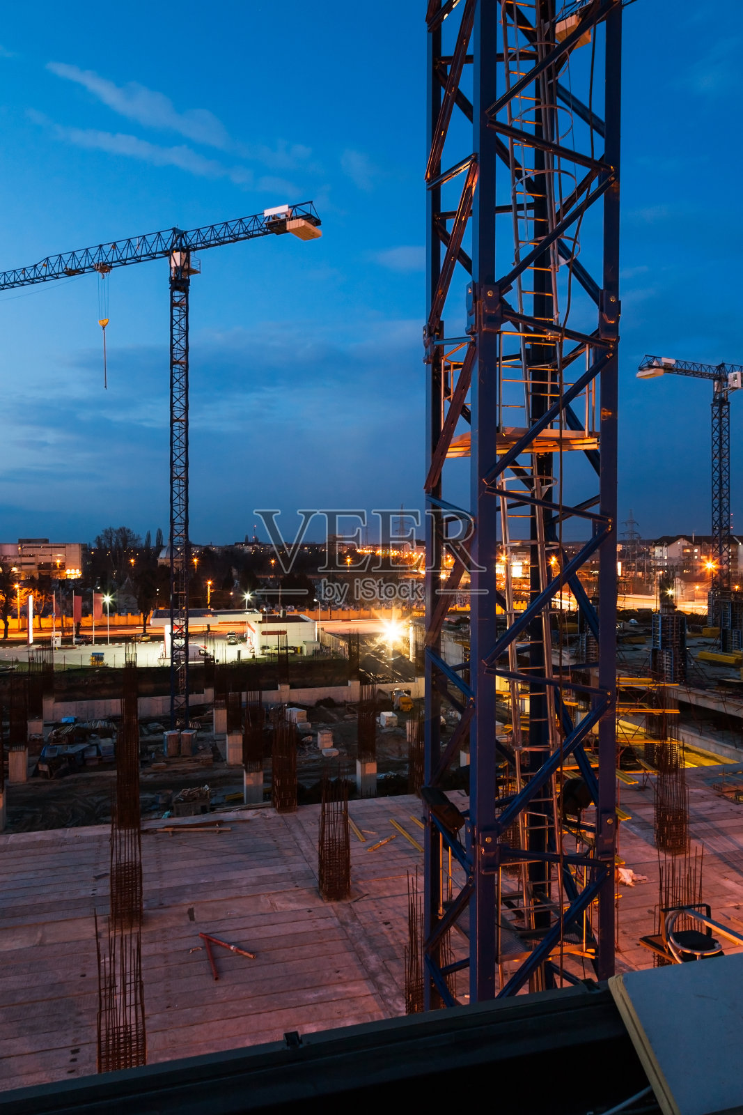 夜间建筑工地照片摄影图片