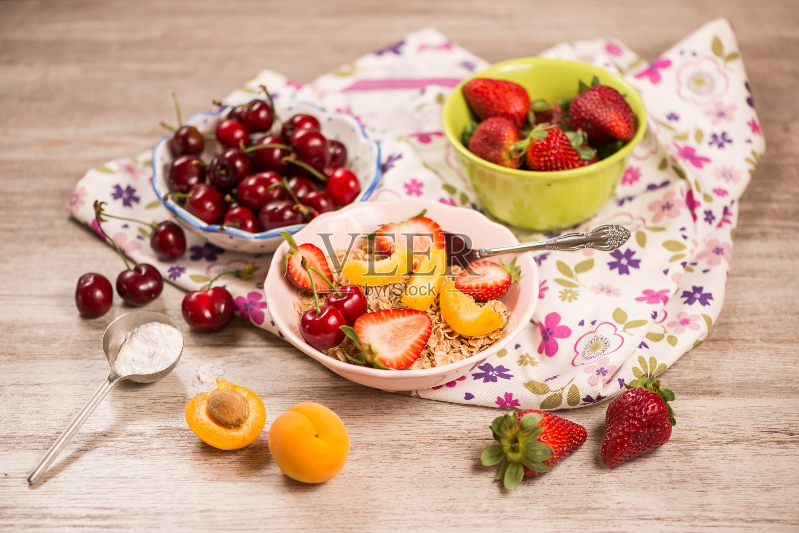 早餐和水果照片摄影图片