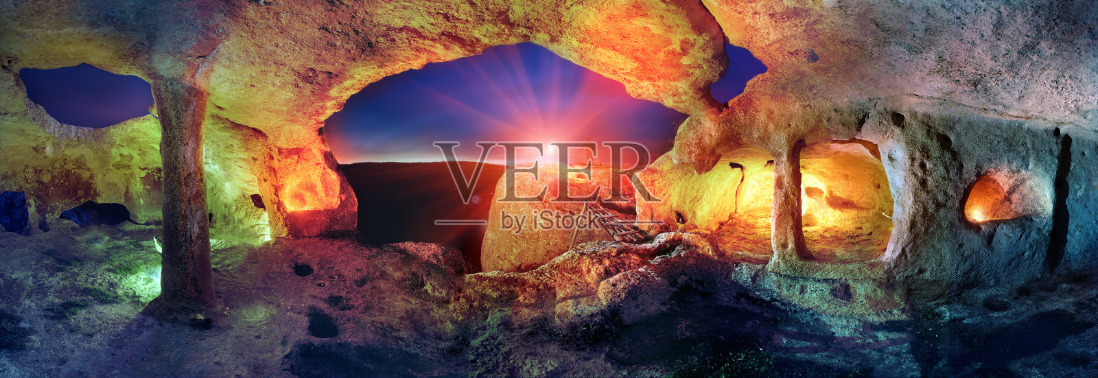 克里米亚的洞穴城市，埃斯基-科曼照片摄影图片