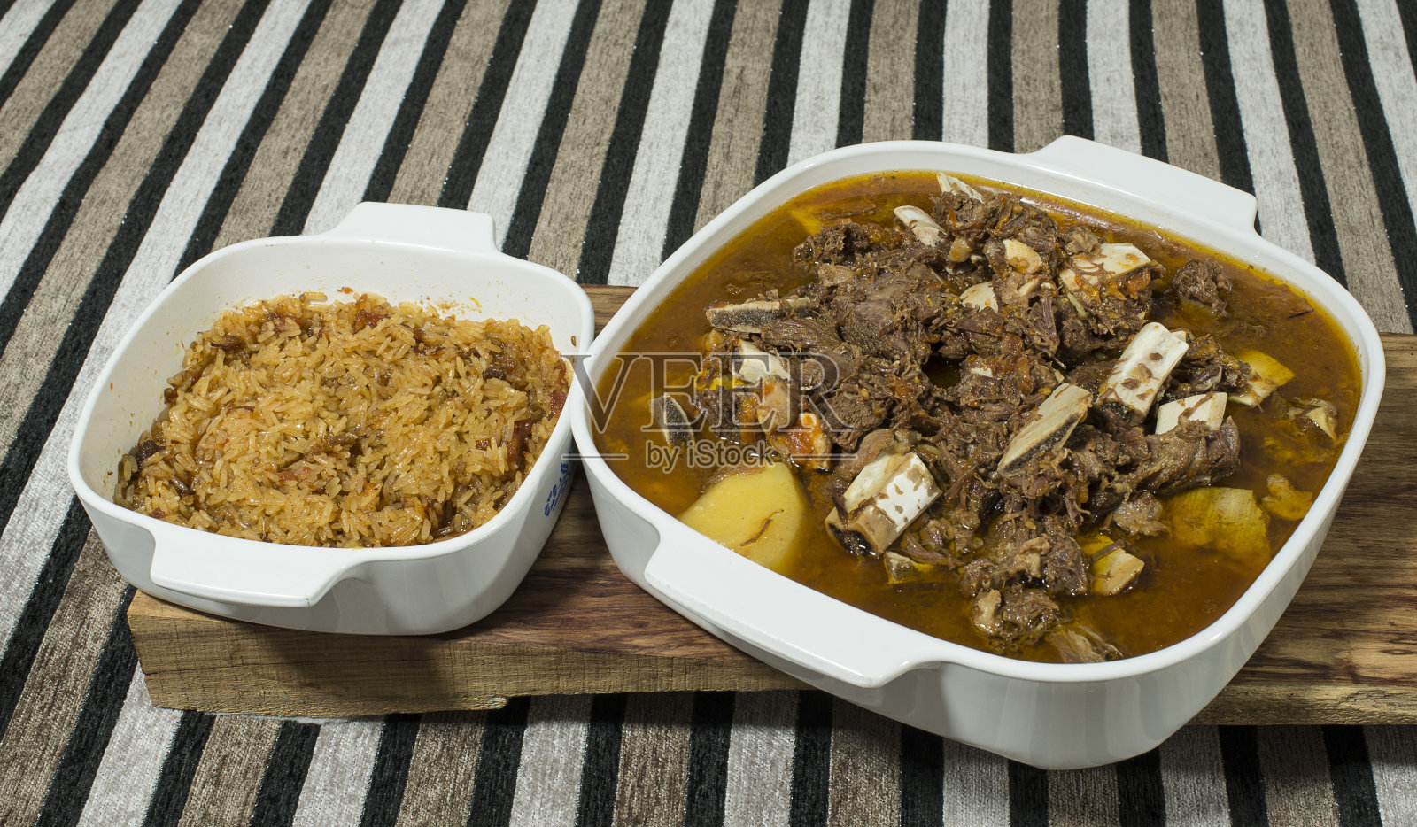 番茄炖饭照片摄影图片