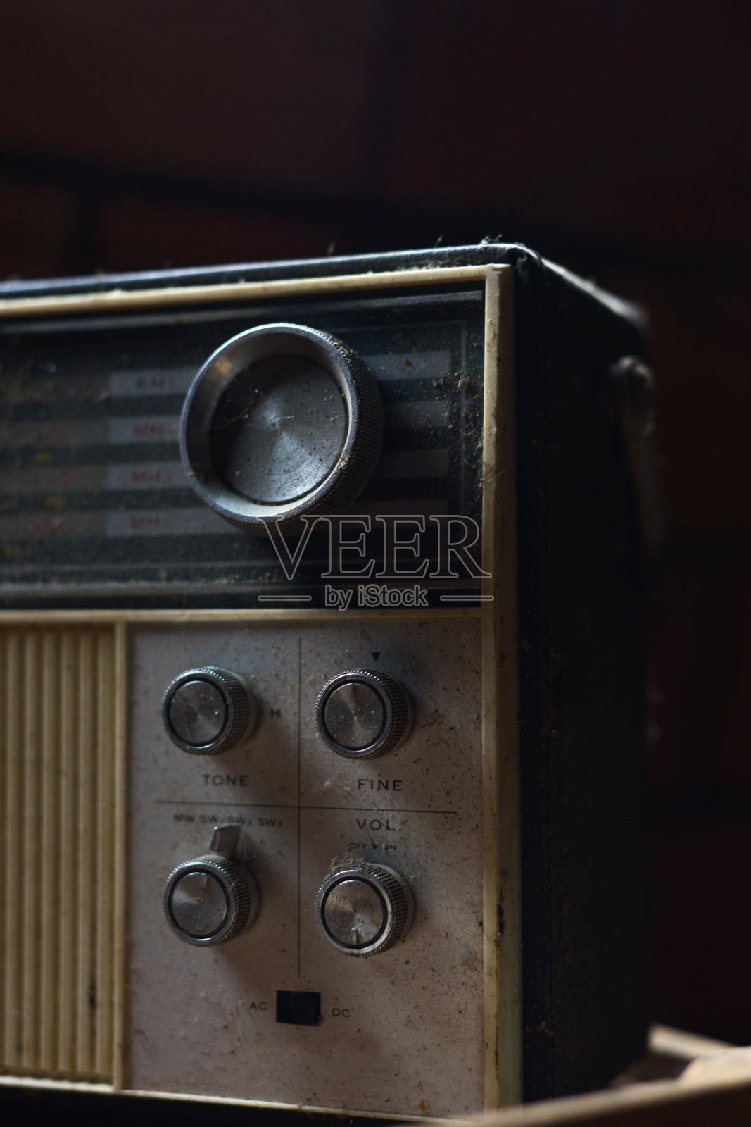 台旧收音机照片摄影图片