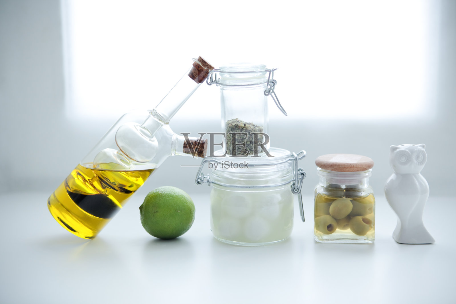 准备沙拉酱照片摄影图片