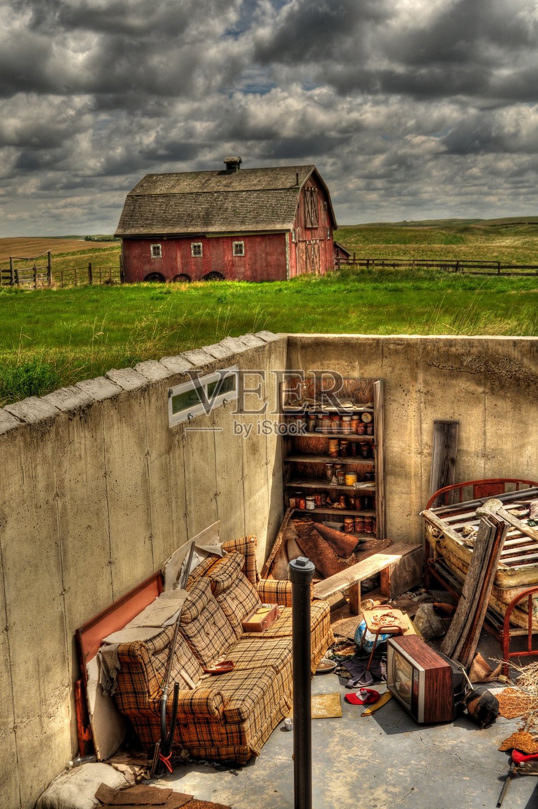 废弃的房子照片摄影图片