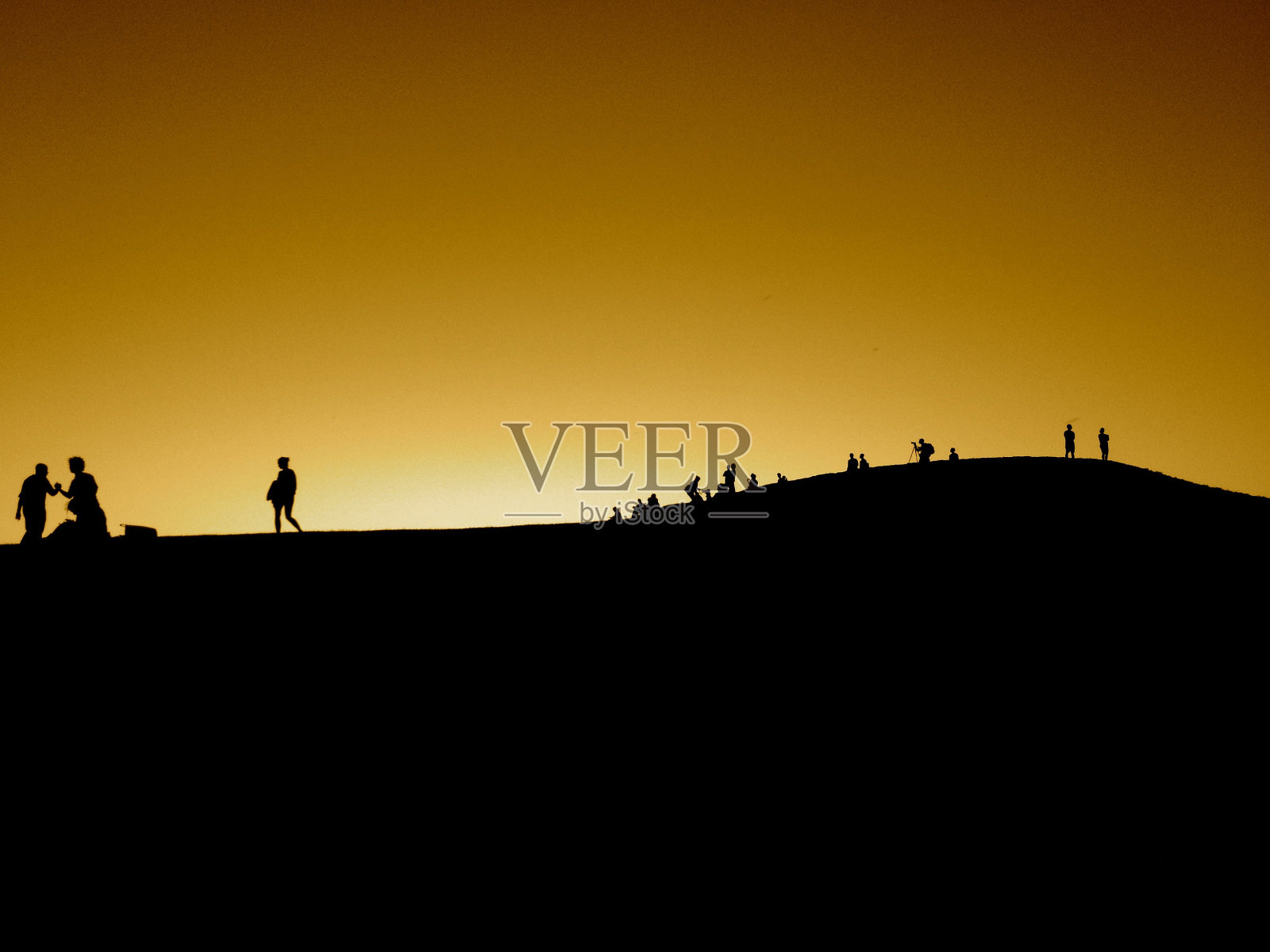 夕阳山轮廓照片摄影图片