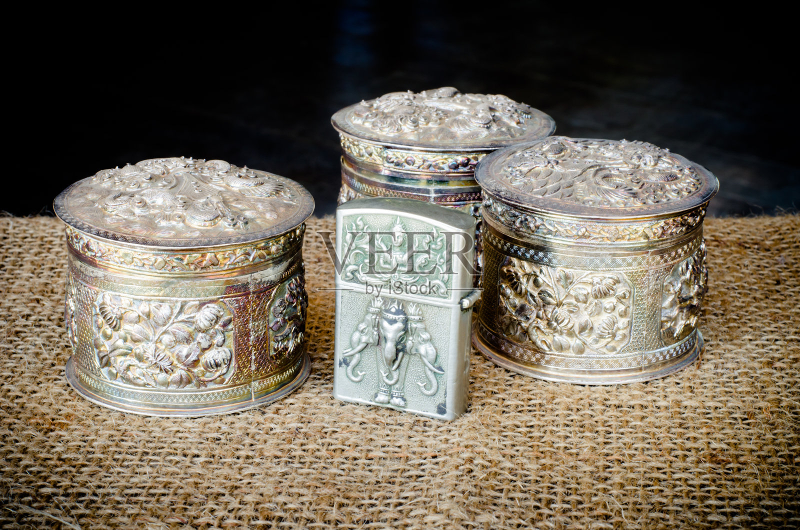 古老的银器照片摄影图片