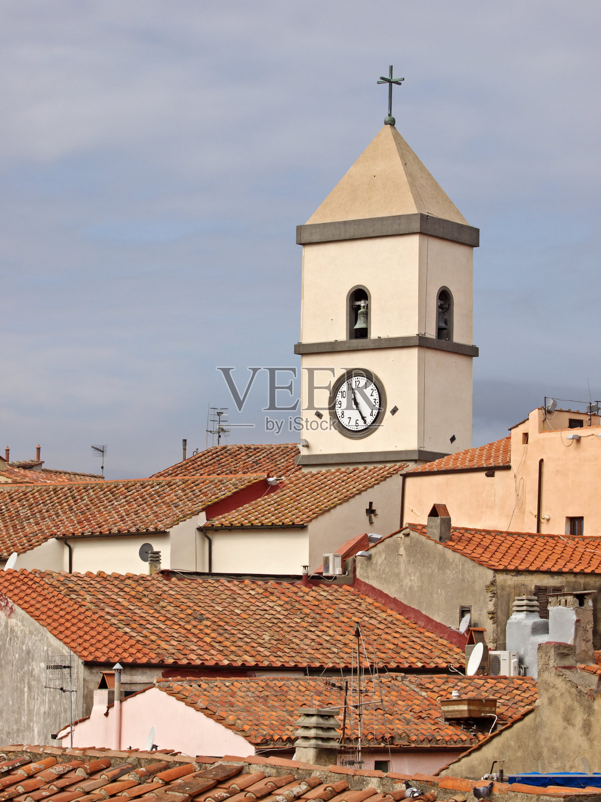 地中海塔教堂照片摄影图片