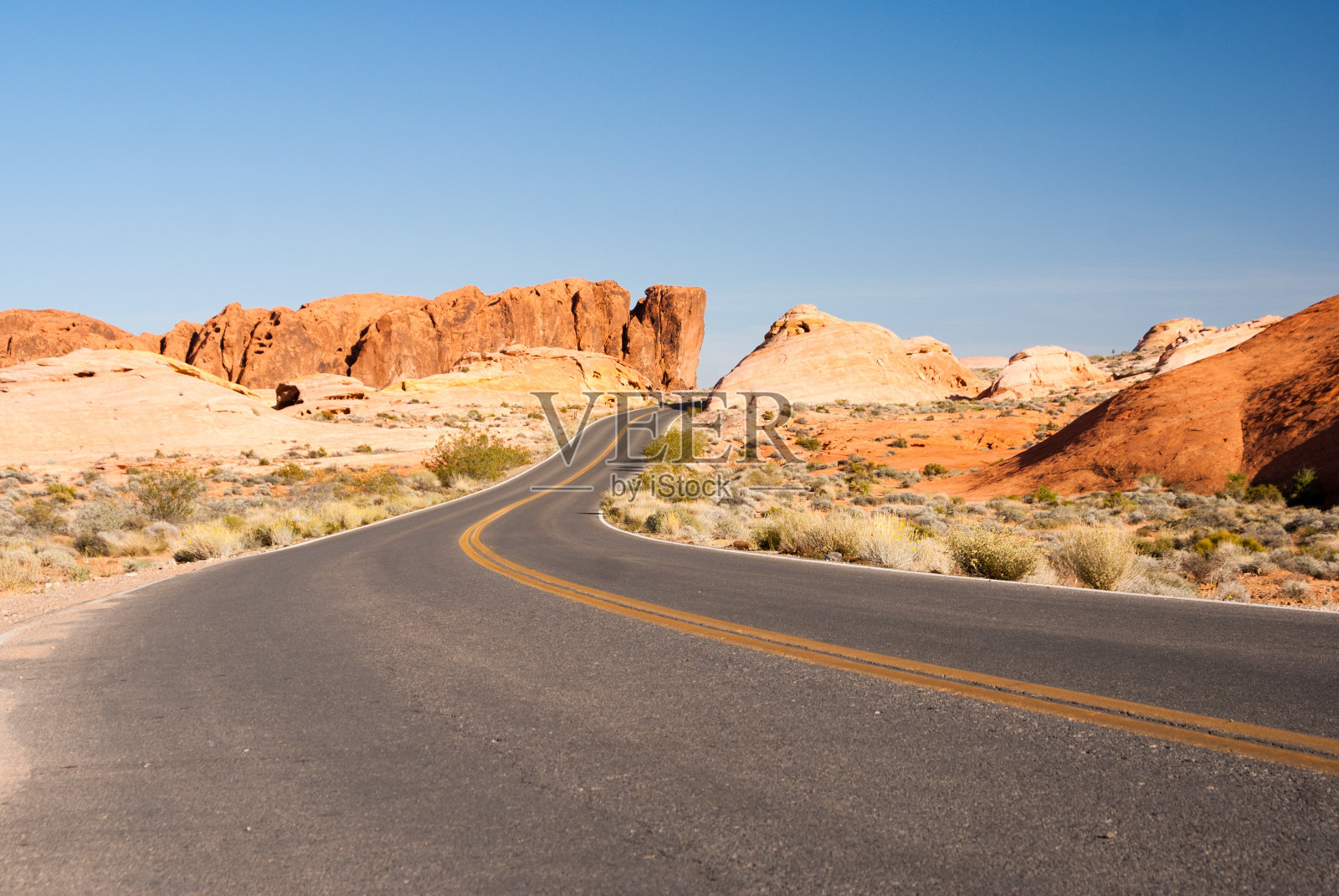 沙漠公路照片摄影图片