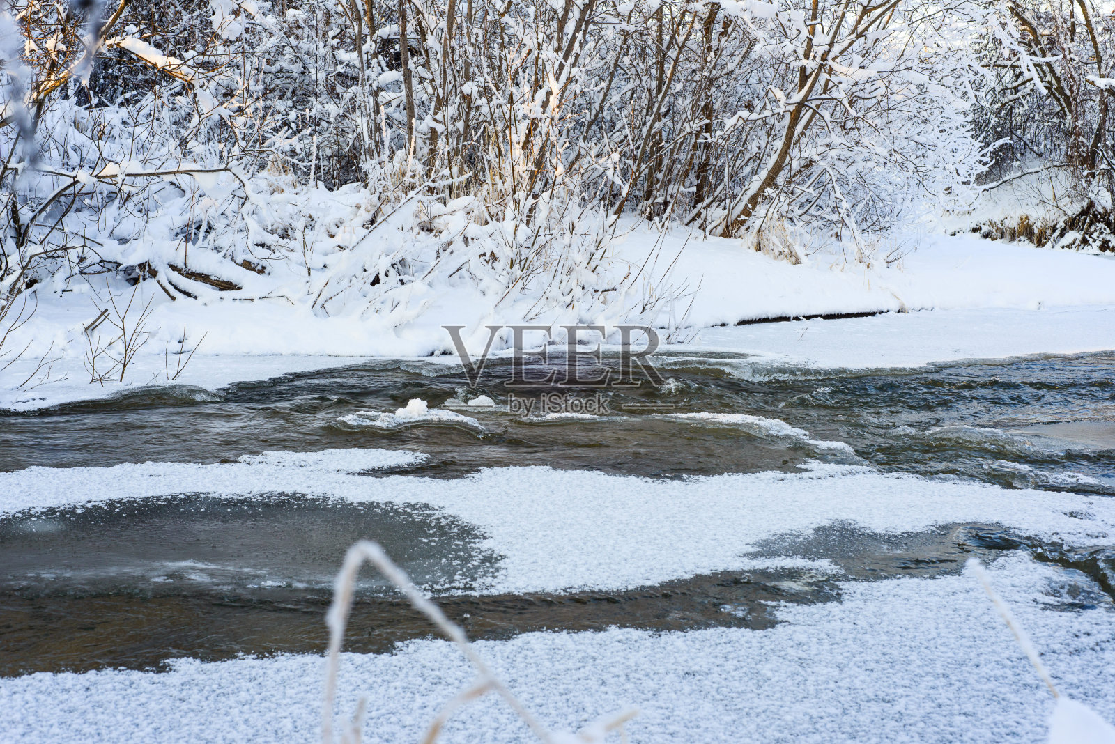 美丽的冬天的风景照片摄影图片