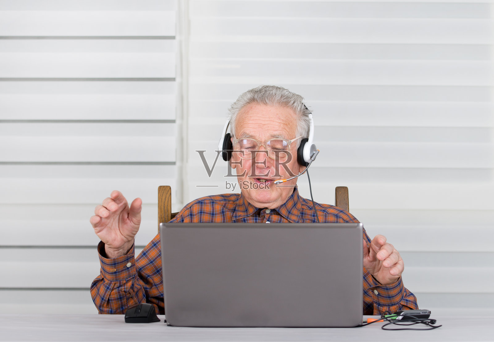 听音乐照片摄影图片