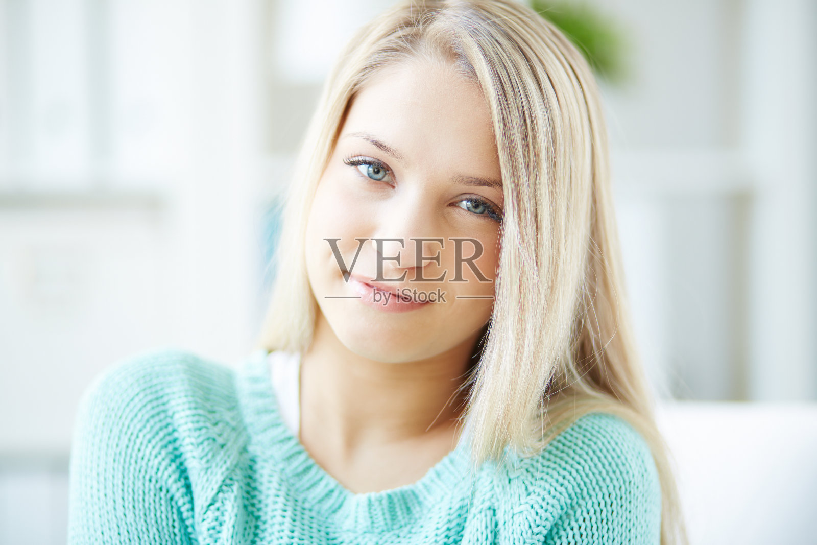 可爱的金发女郎照片摄影图片