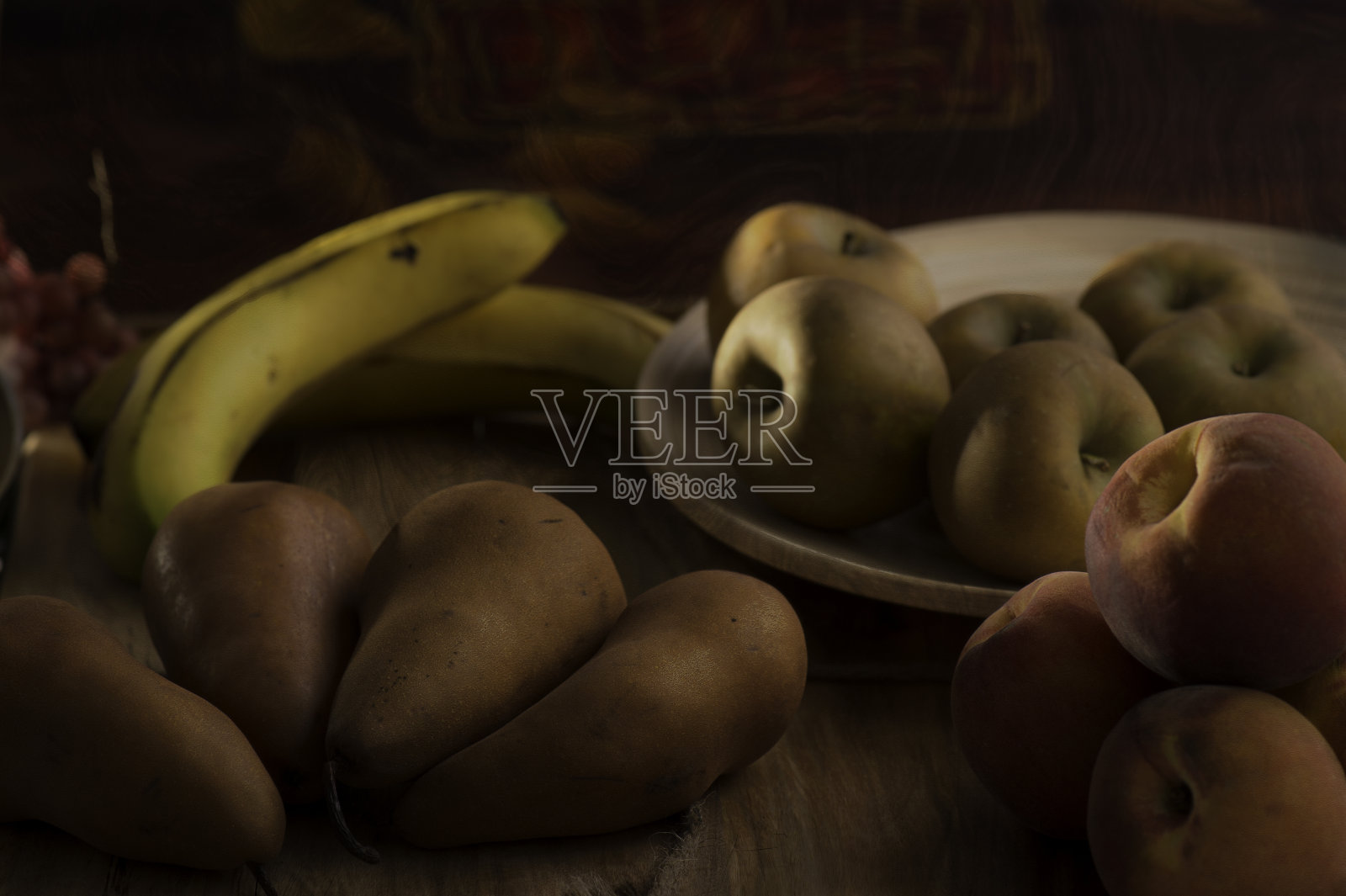 水果在盘子里照片摄影图片