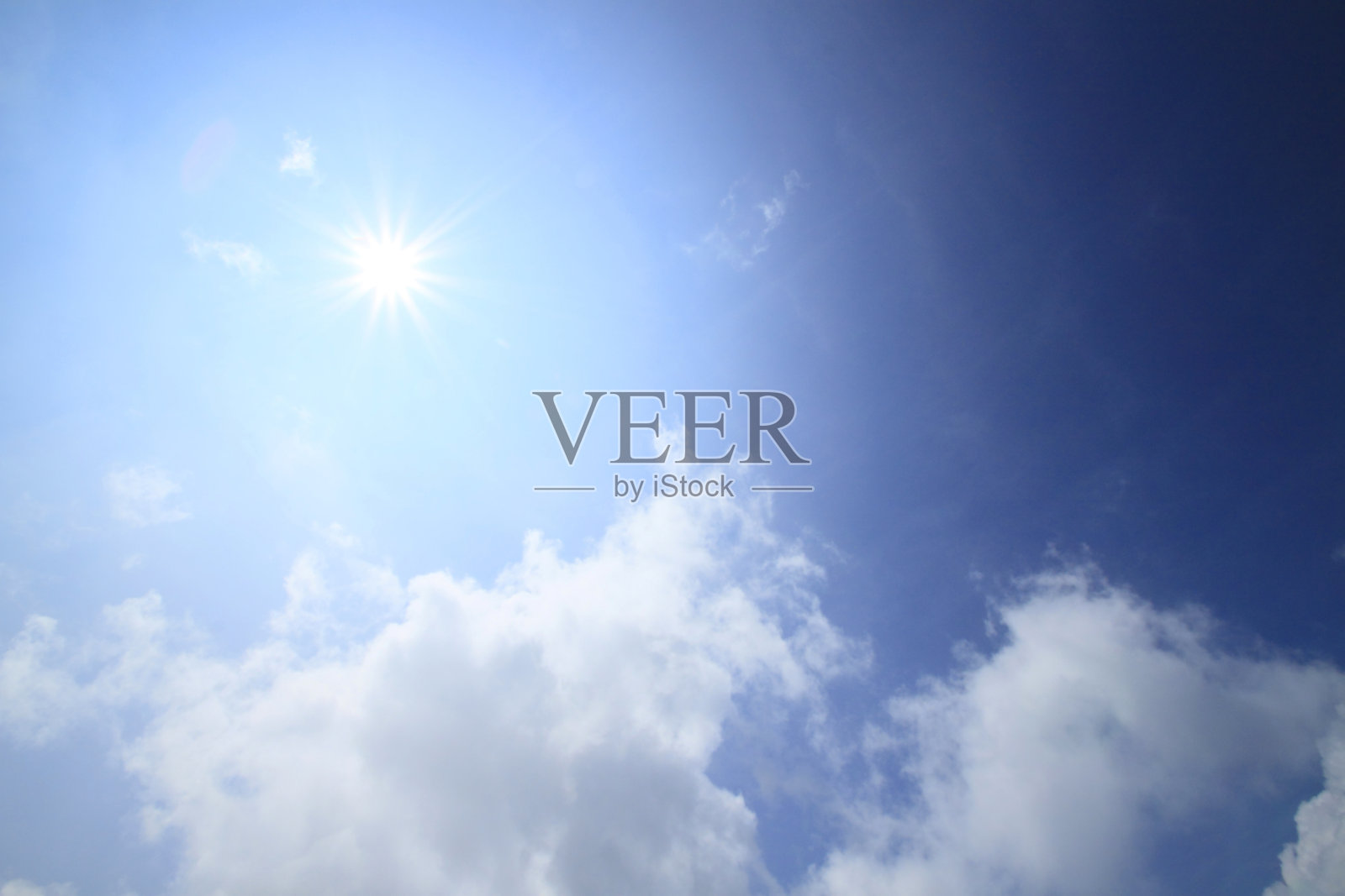 白云和蓝天照片摄影图片