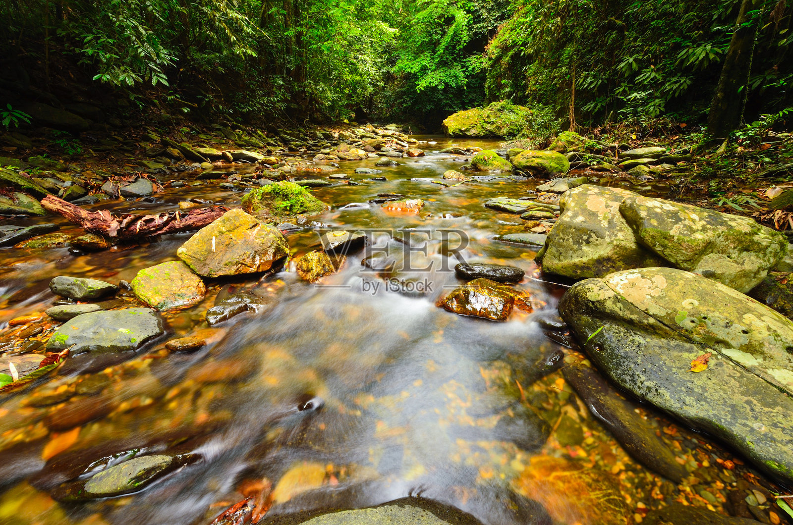 山顶流照片摄影图片