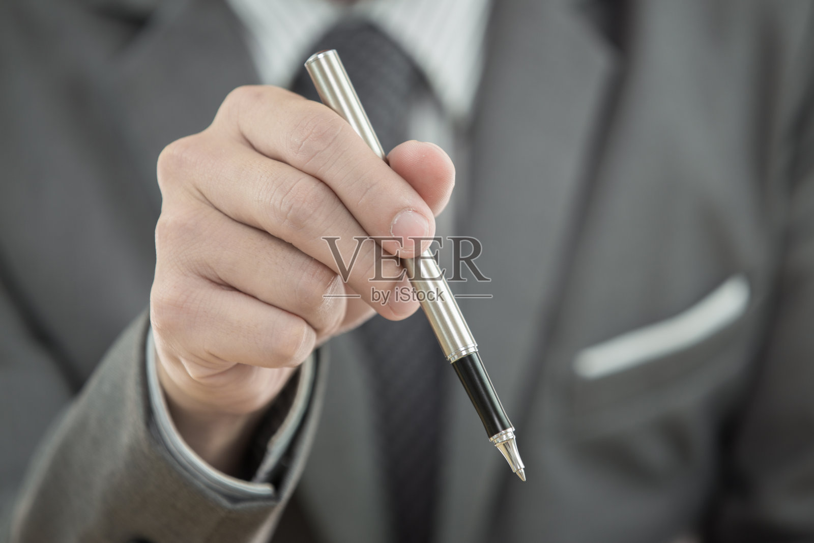 年轻商人肖像照片摄影图片