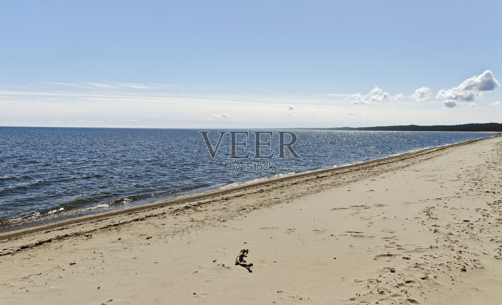 波罗的海海岸线。照片摄影图片