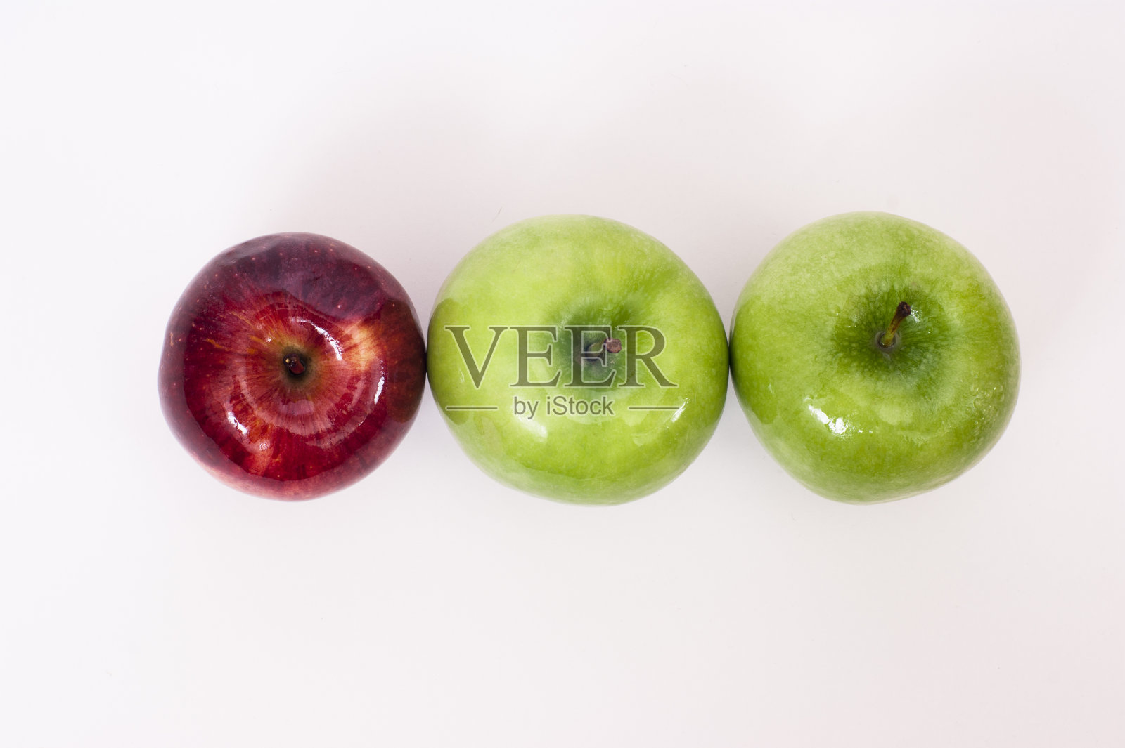 闪亮的三个苹果照片摄影图片