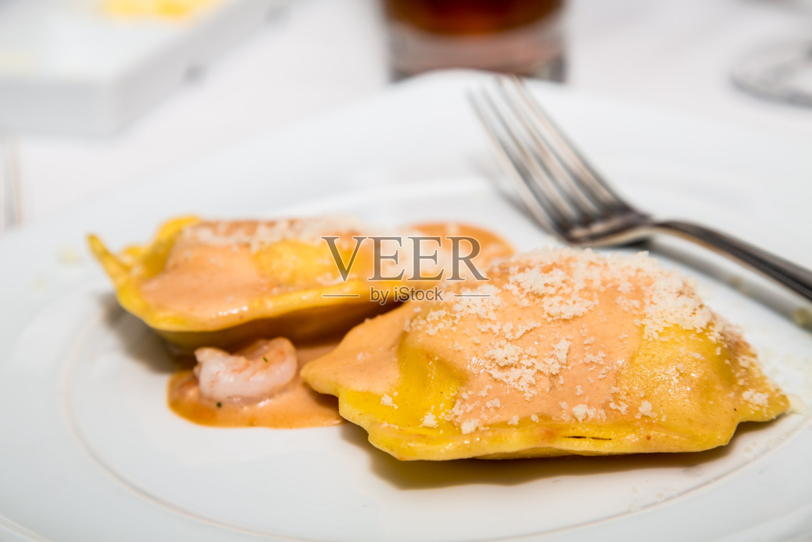 海鲜馅的水饺照片摄影图片