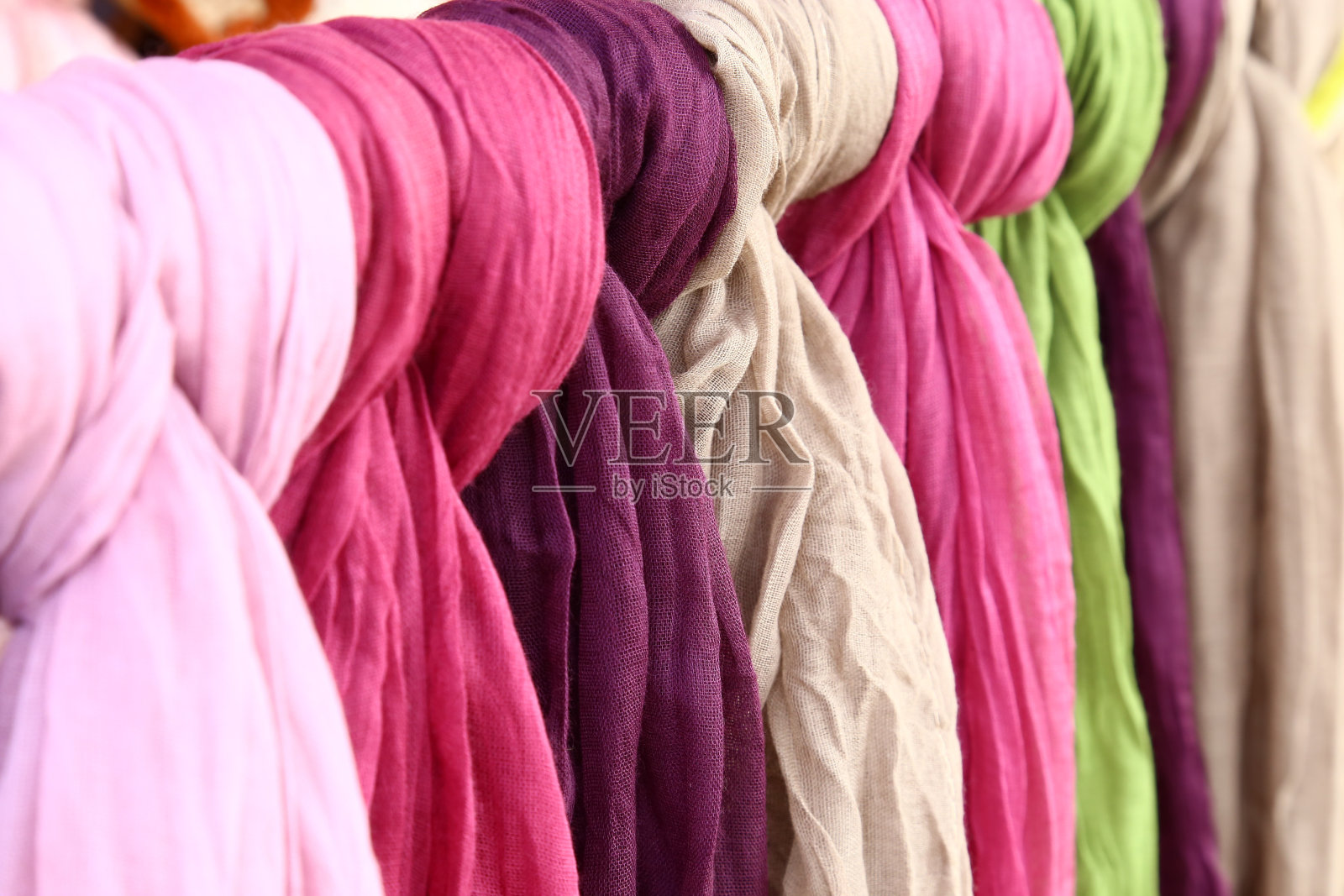 彩色的围巾照片摄影图片