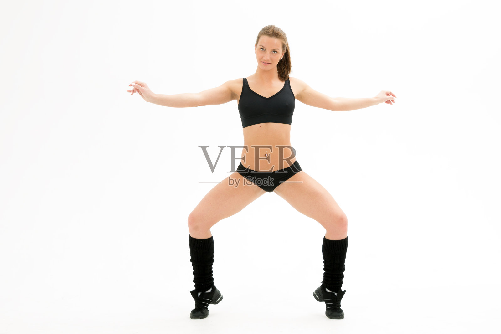 运动的女孩跳舞照片摄影图片