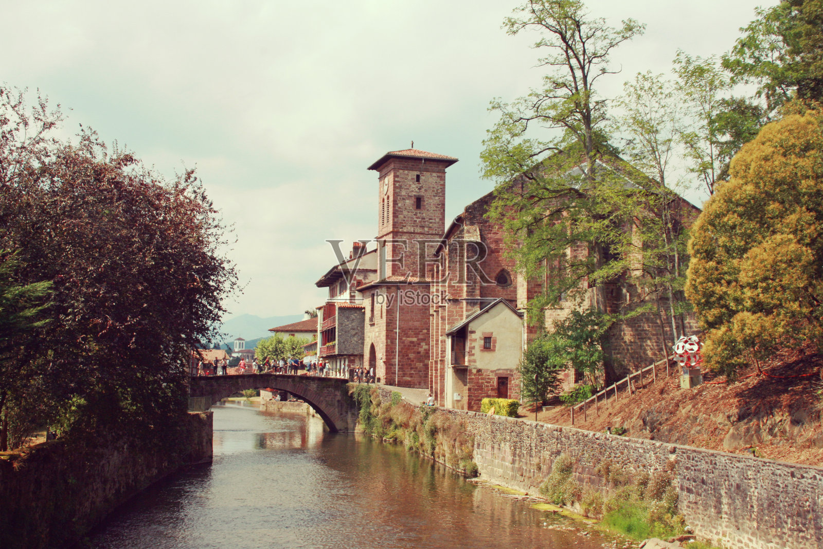 圣让·派德港教堂，比利牛斯，法国照片摄影图片