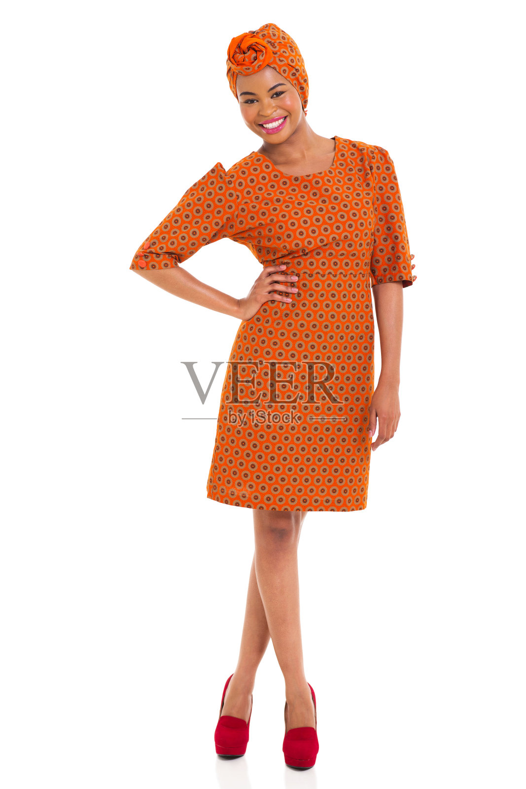 穿着传统服装的非洲妇女照片摄影图片