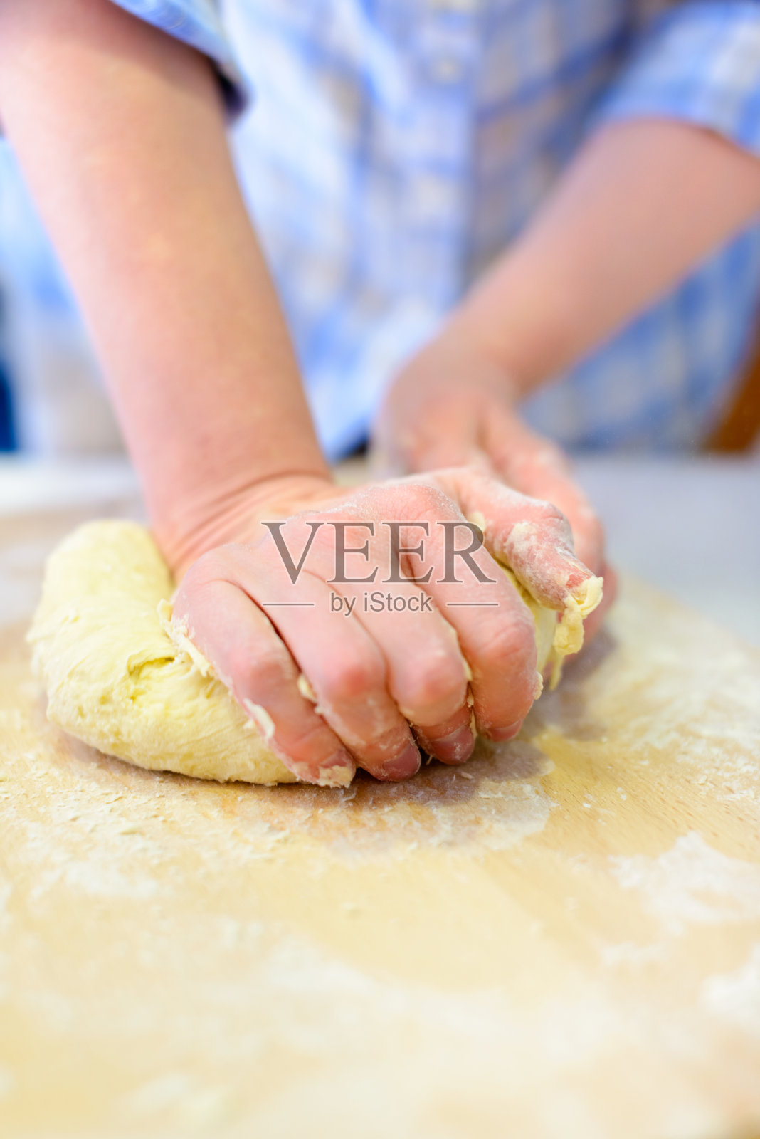 揉面照片摄影图片