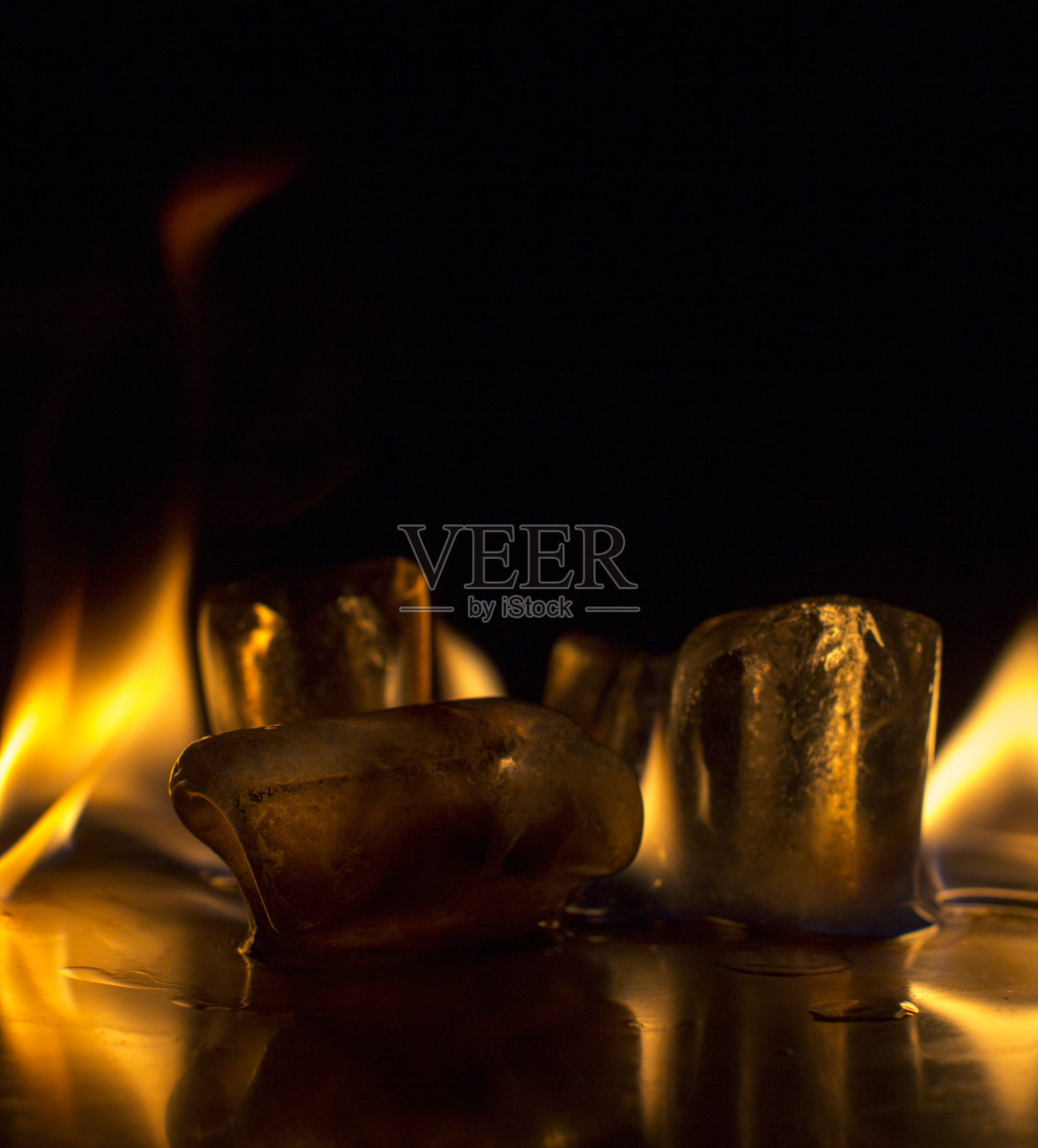 燃烧的冰块的背景照片摄影图片