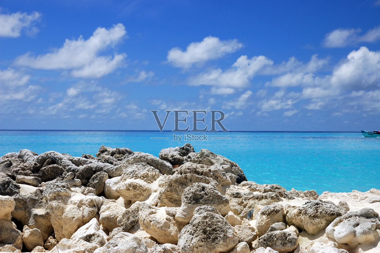 岩石海滩照片摄影图片