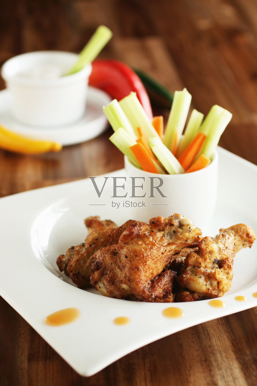 鸡肉特别的好!照片摄影图片