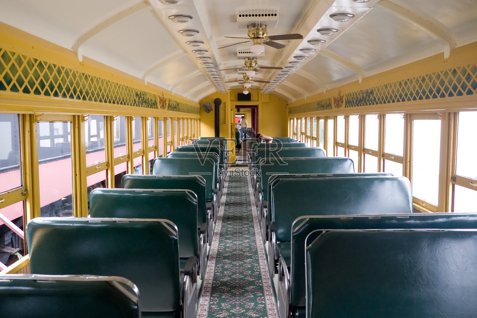 经典的火车车厢照片摄影图片